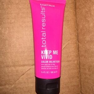 Matrix Keep Me Vivid Color Velvetizer hair care total results